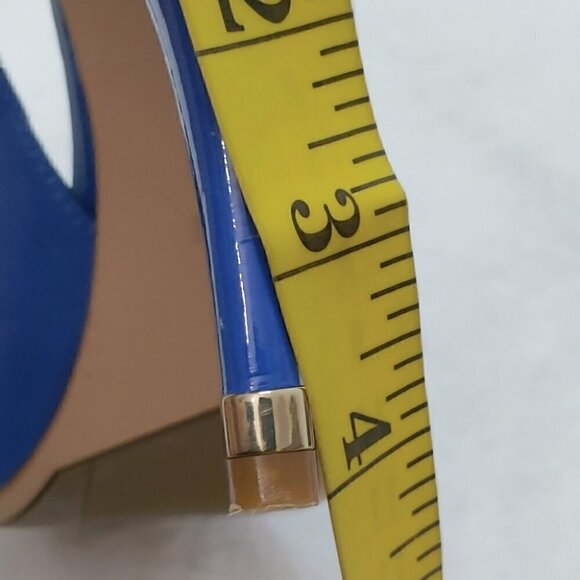 MARC FISHER Blue leather peep toe pumps - Picture 7 of 9